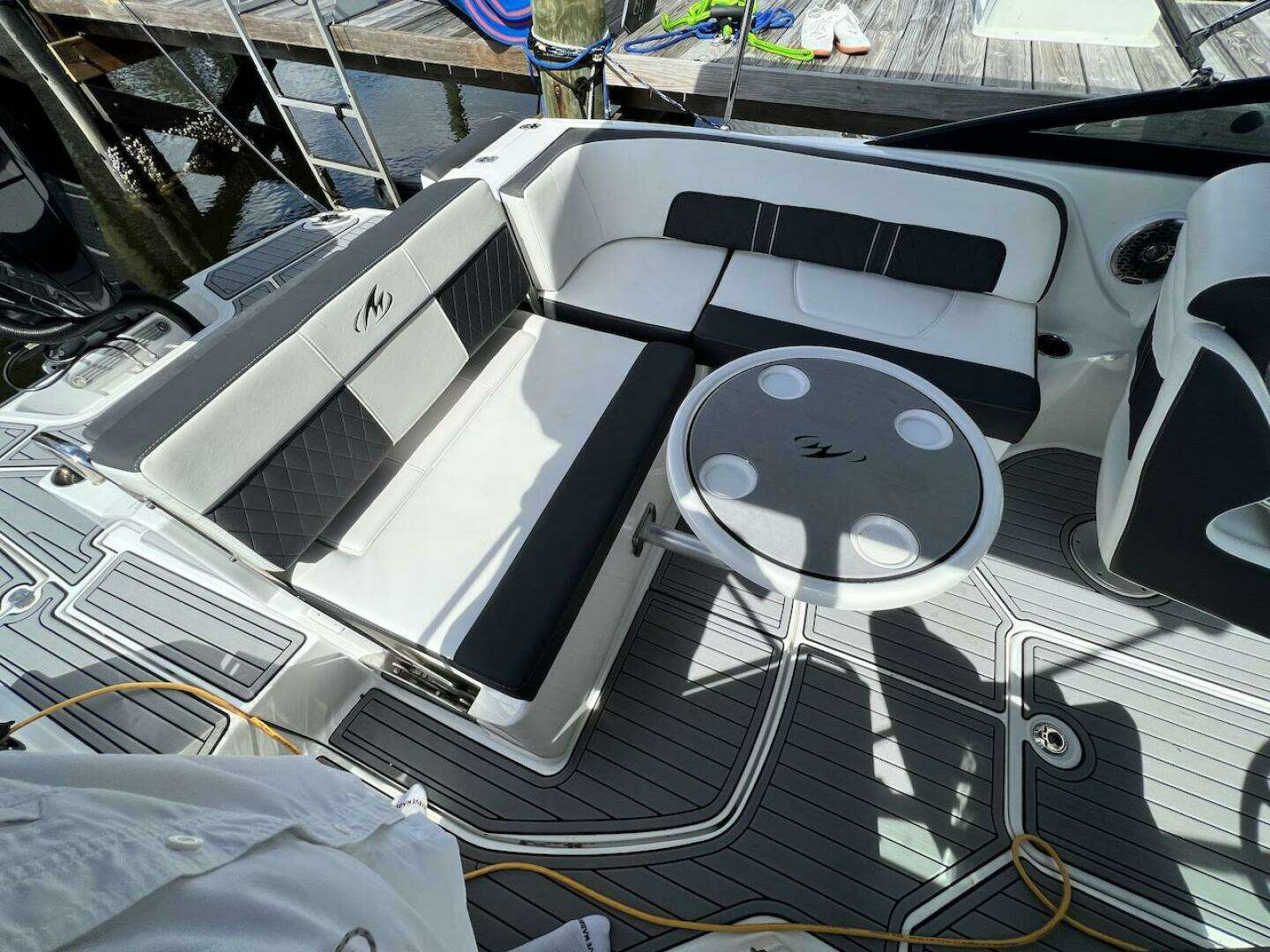 2022 Monterey M-45 - Image 24