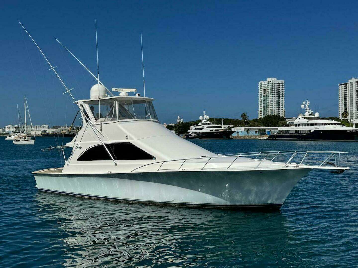 2000 Ocean Yachts 48 Convertible - Image 7