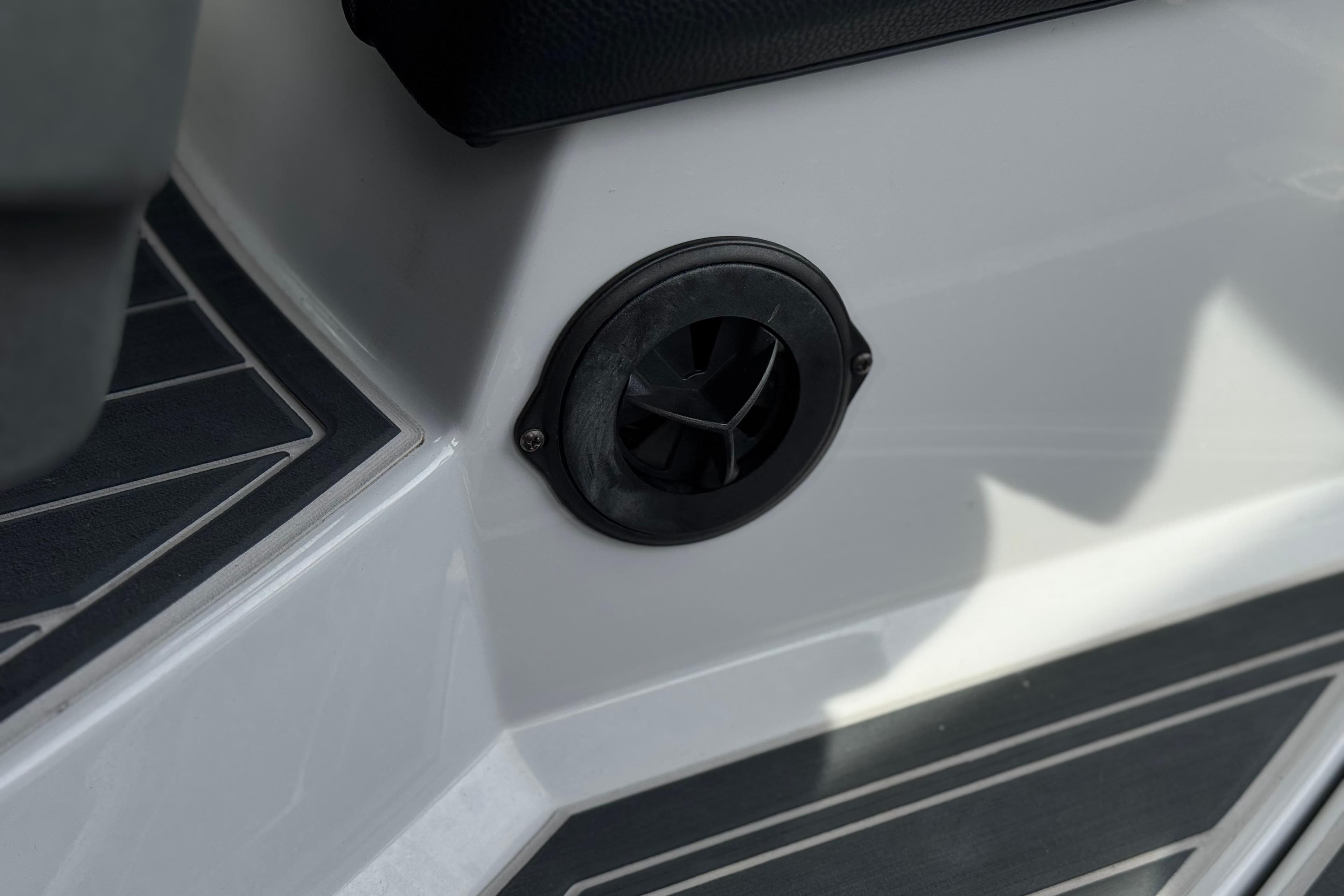 2022 Nautique Super Air Nautique G25 Paragon interior detail with black vent.