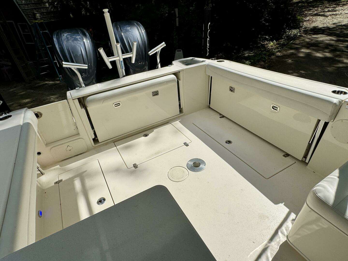 2022 Cobia 280 DC - Image 122