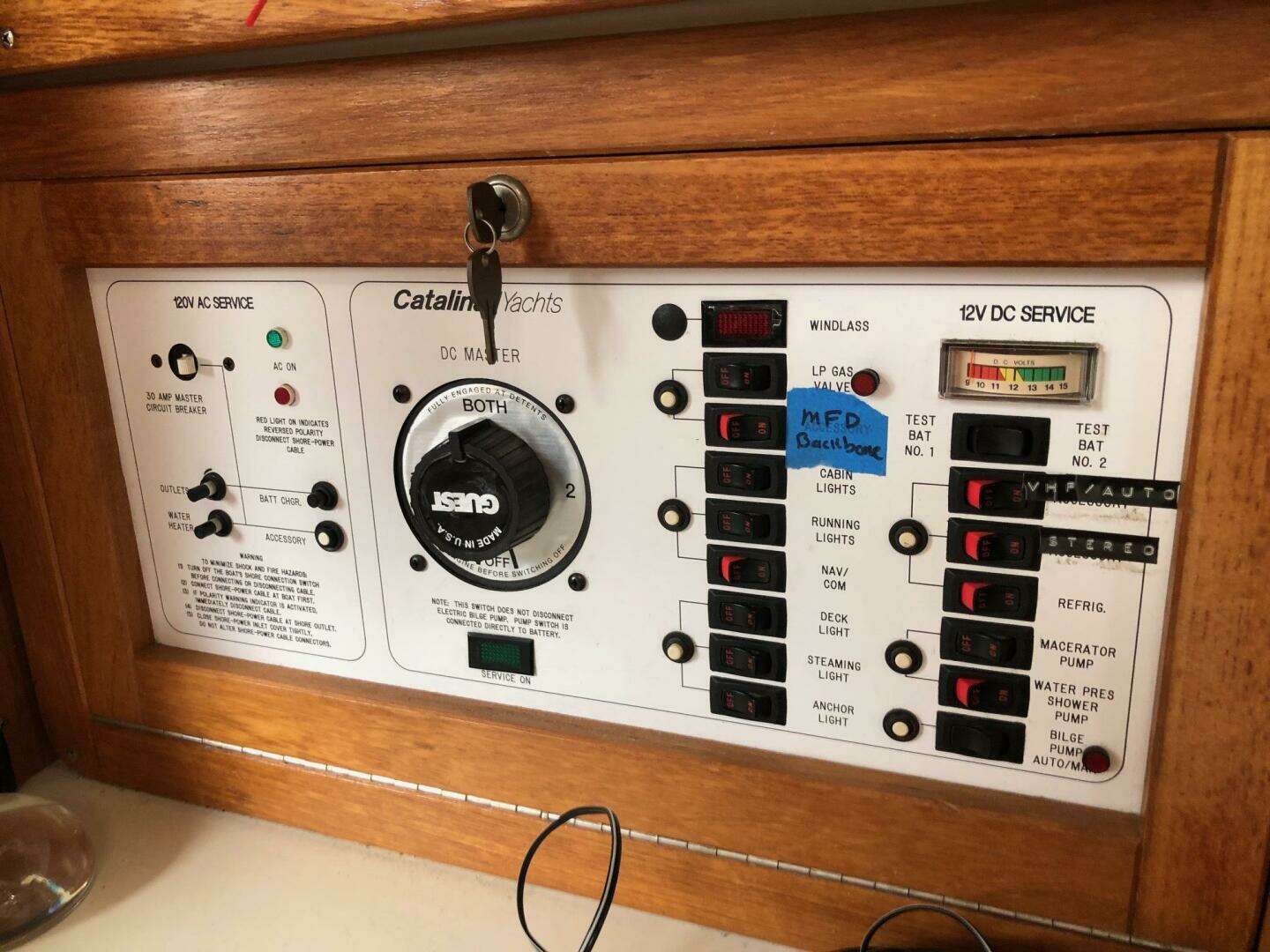 1998 Catalina 320 - Image 29