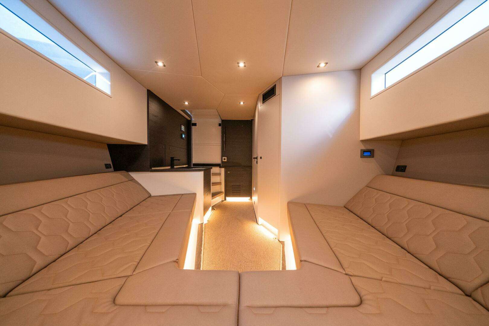 2022 Vanquish Yachts VQ45 - Image 28