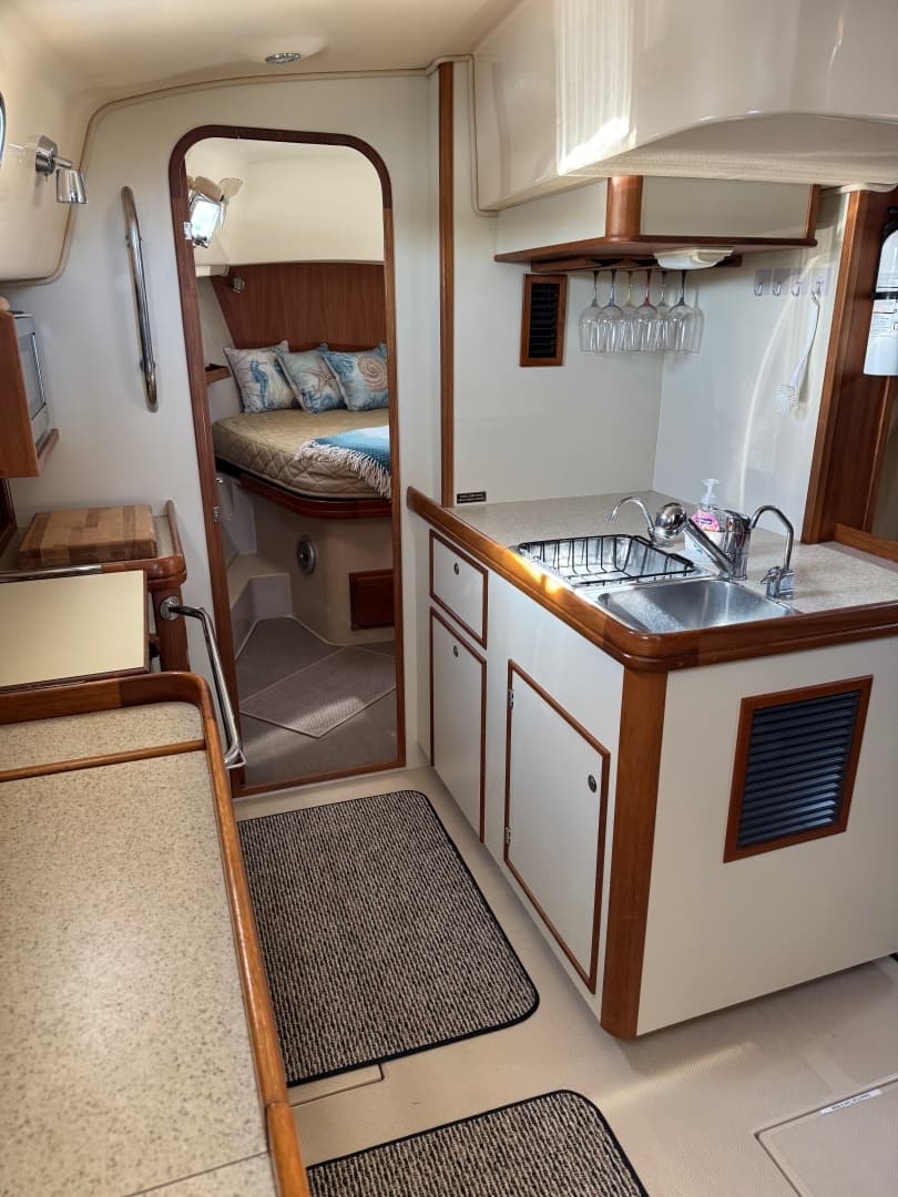2008 Island Packet SP Cruiser - Image 15