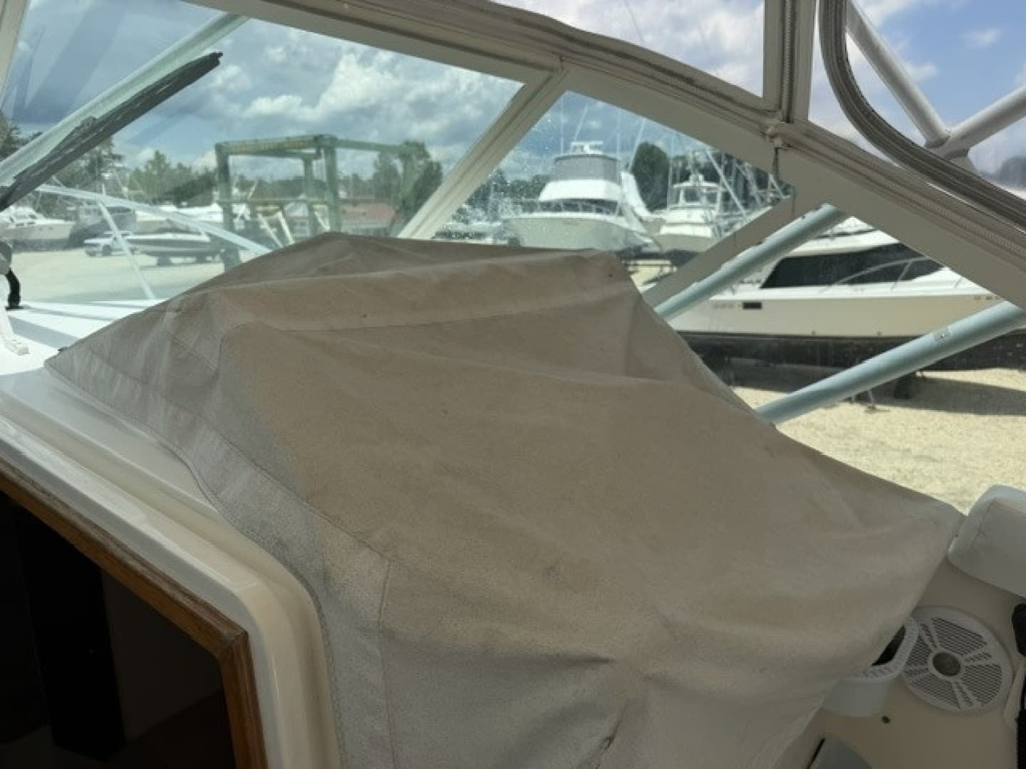1996 Cabo 31 Express - Image 49