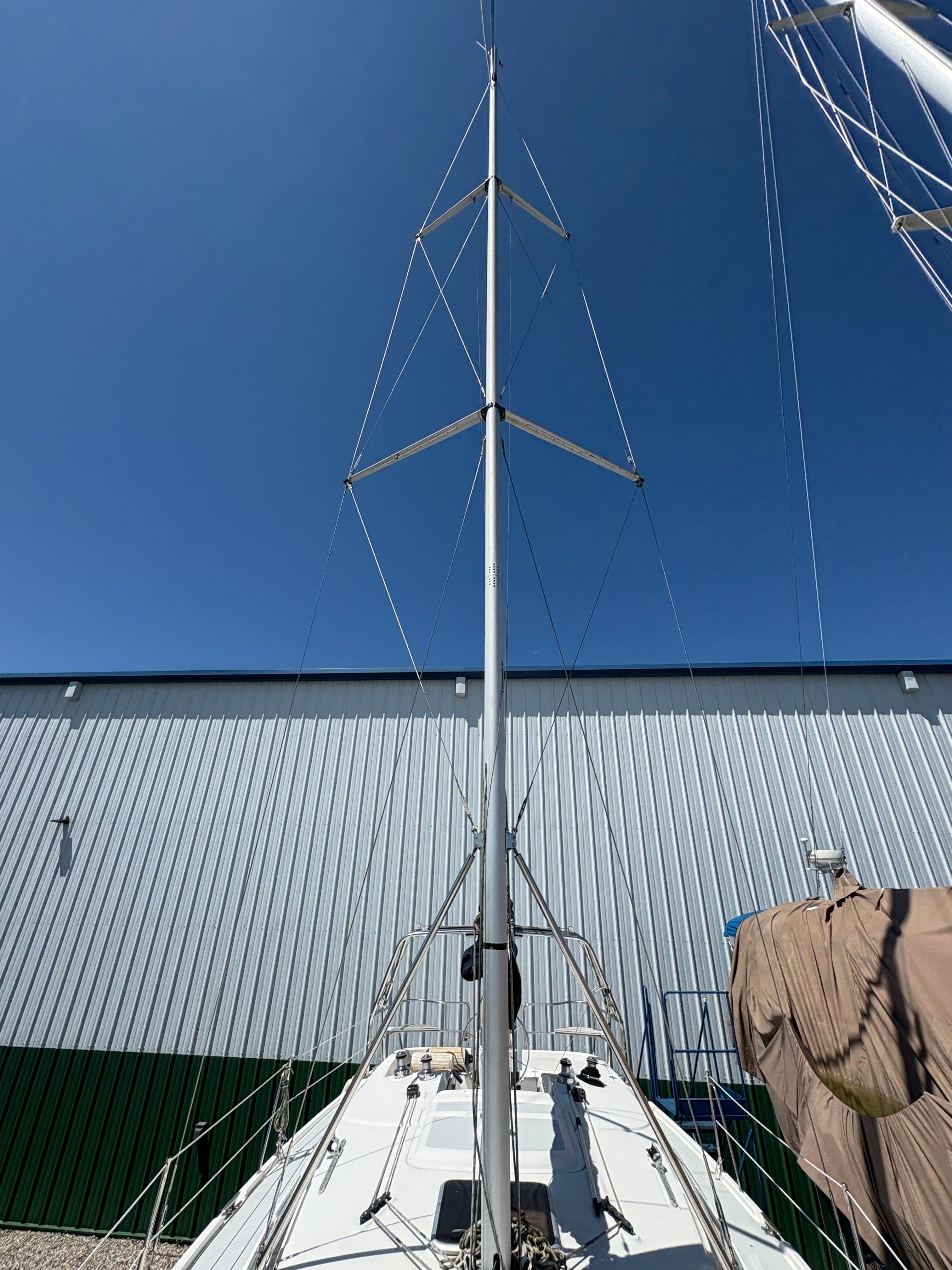 2002 Hunter 356 - 24