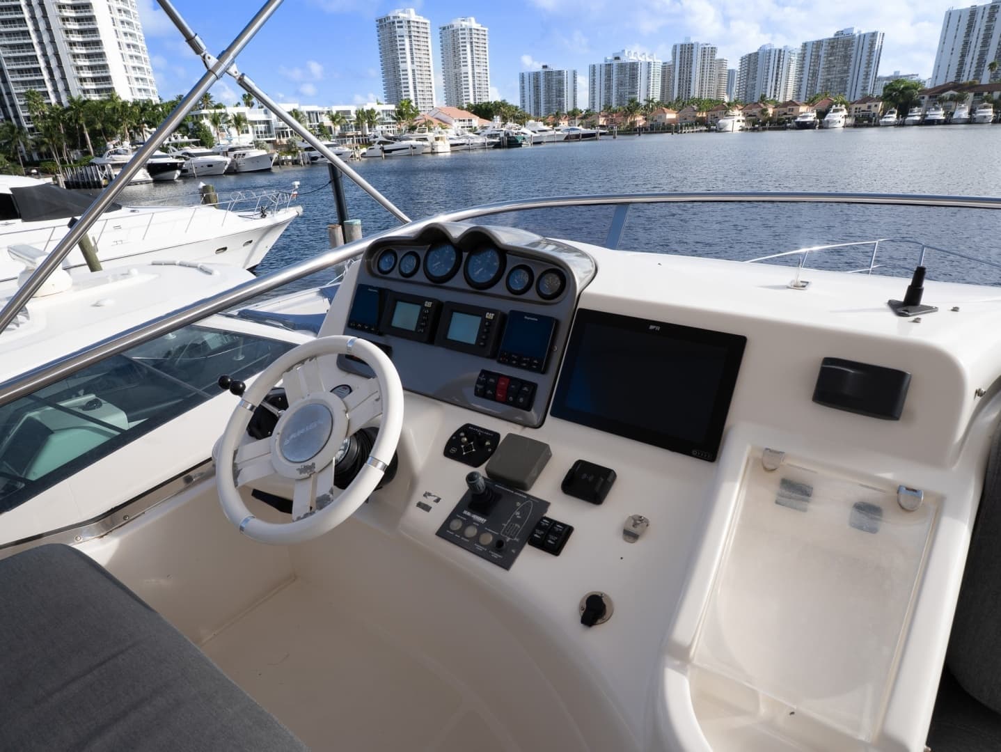 2008 Azimut 50 Flybridge - Image 21