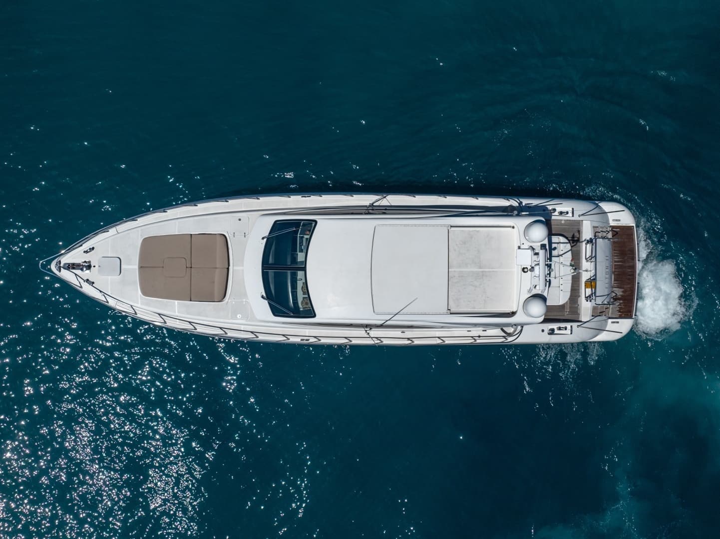 2004 Mangusta 72 - Image 2