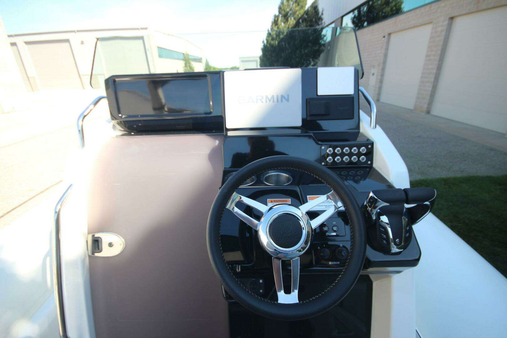 2024 Zodiac Medline 9 NEO - Image 39