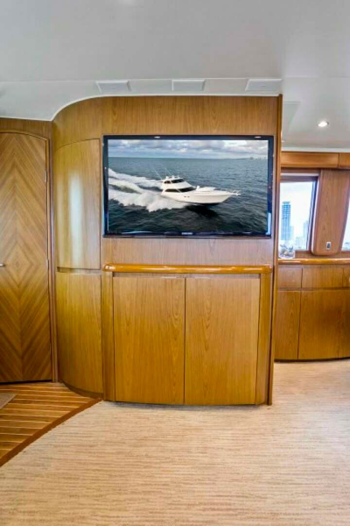 2011 Viking 70 Enclosed Bridge - Image 15