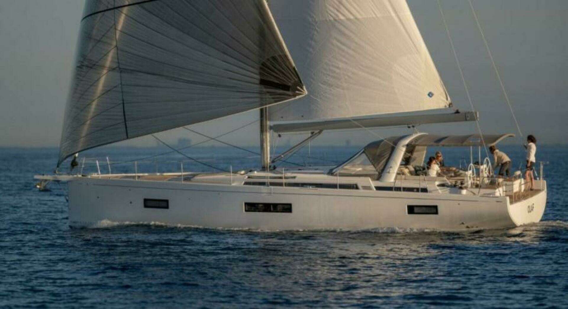 2025 Beneteau Oceanis Yacht 54 - Image 2