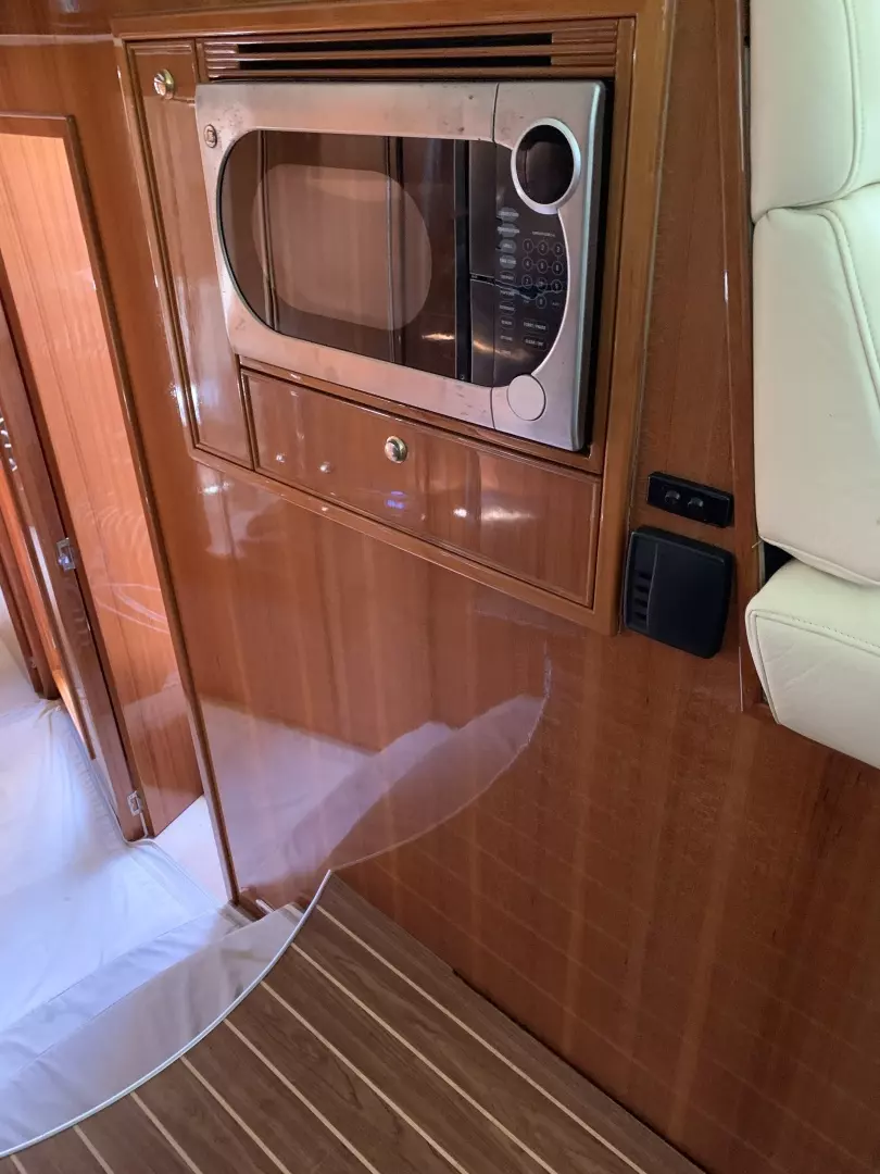 2008 Riviera 42 Flybridge - Image 12