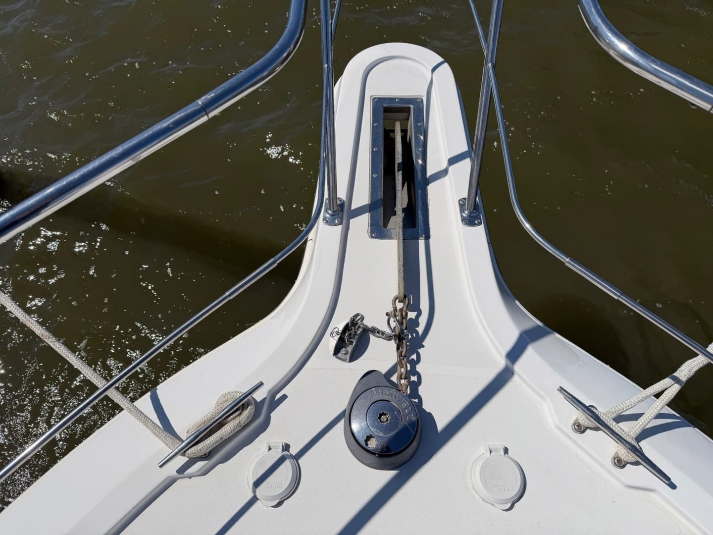 1997 Carver 400 Cockpit MY - Image 10