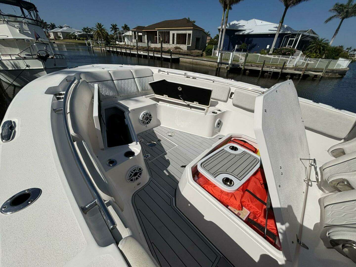 2023 Sea Fox 328 Commander - Image 10