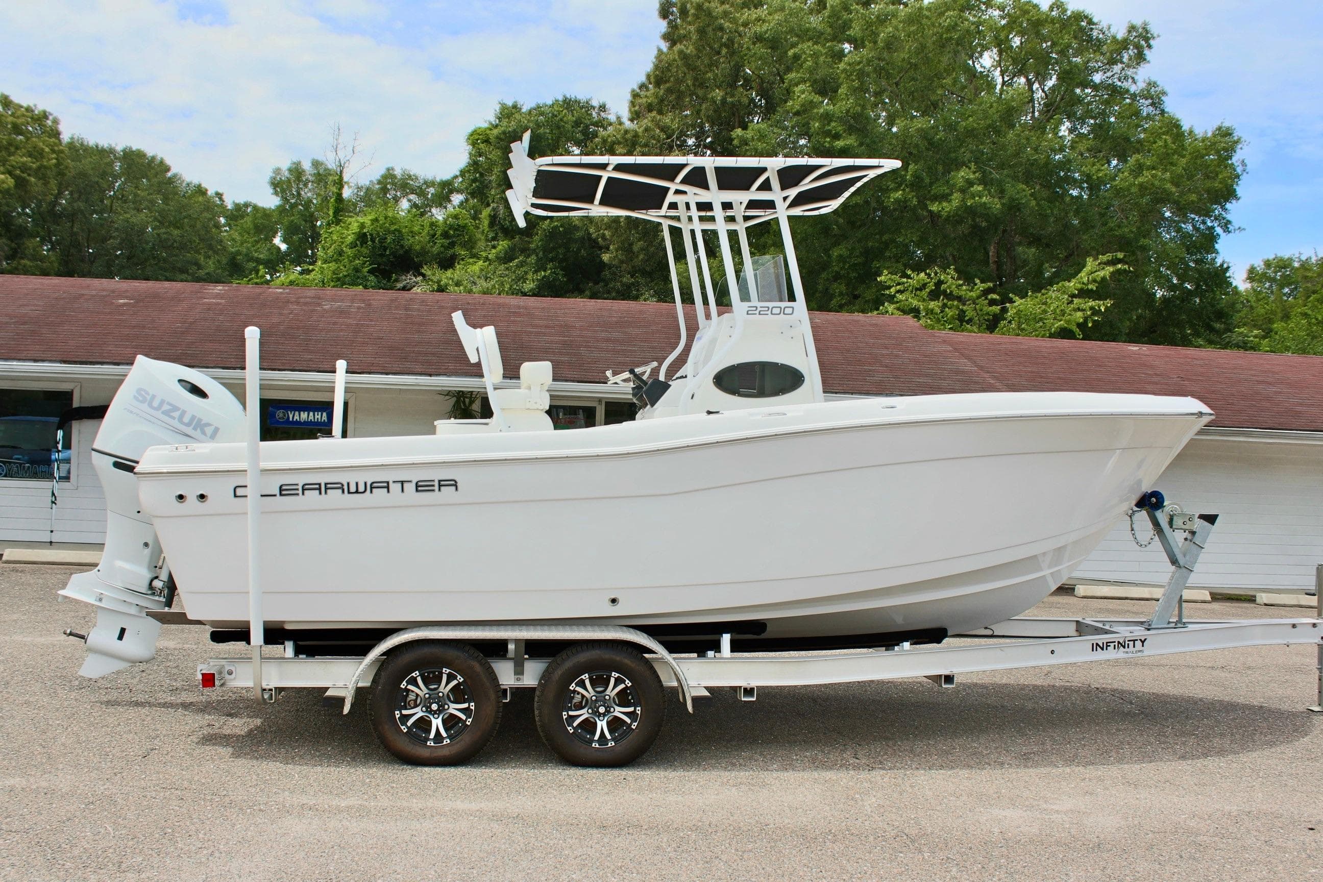 2024 Clearwater 2200 Center Console