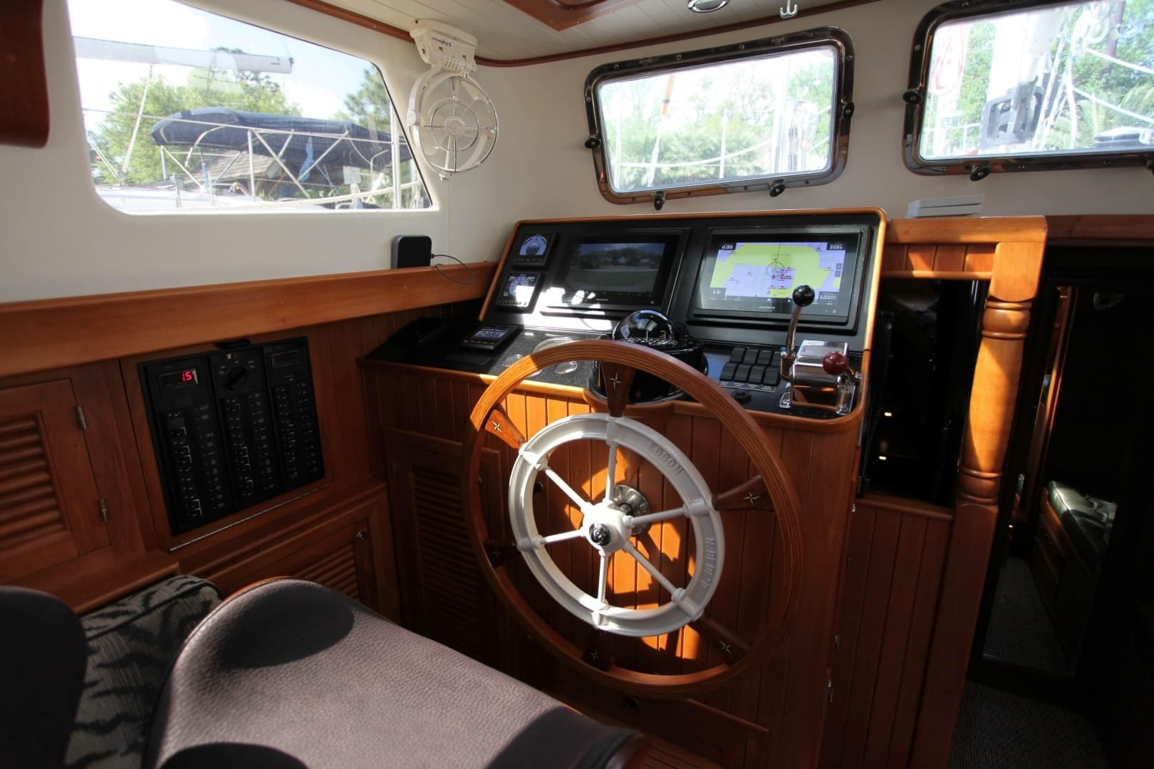 1997 Hampton 43 - Image 67