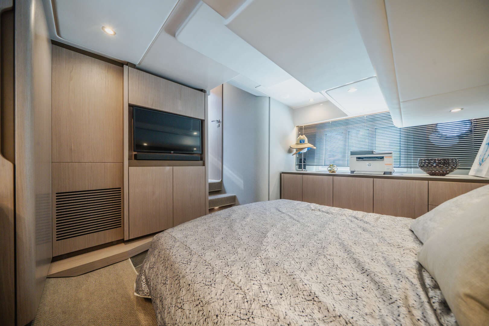 2022 Azimut 50 FLY - Image 19
