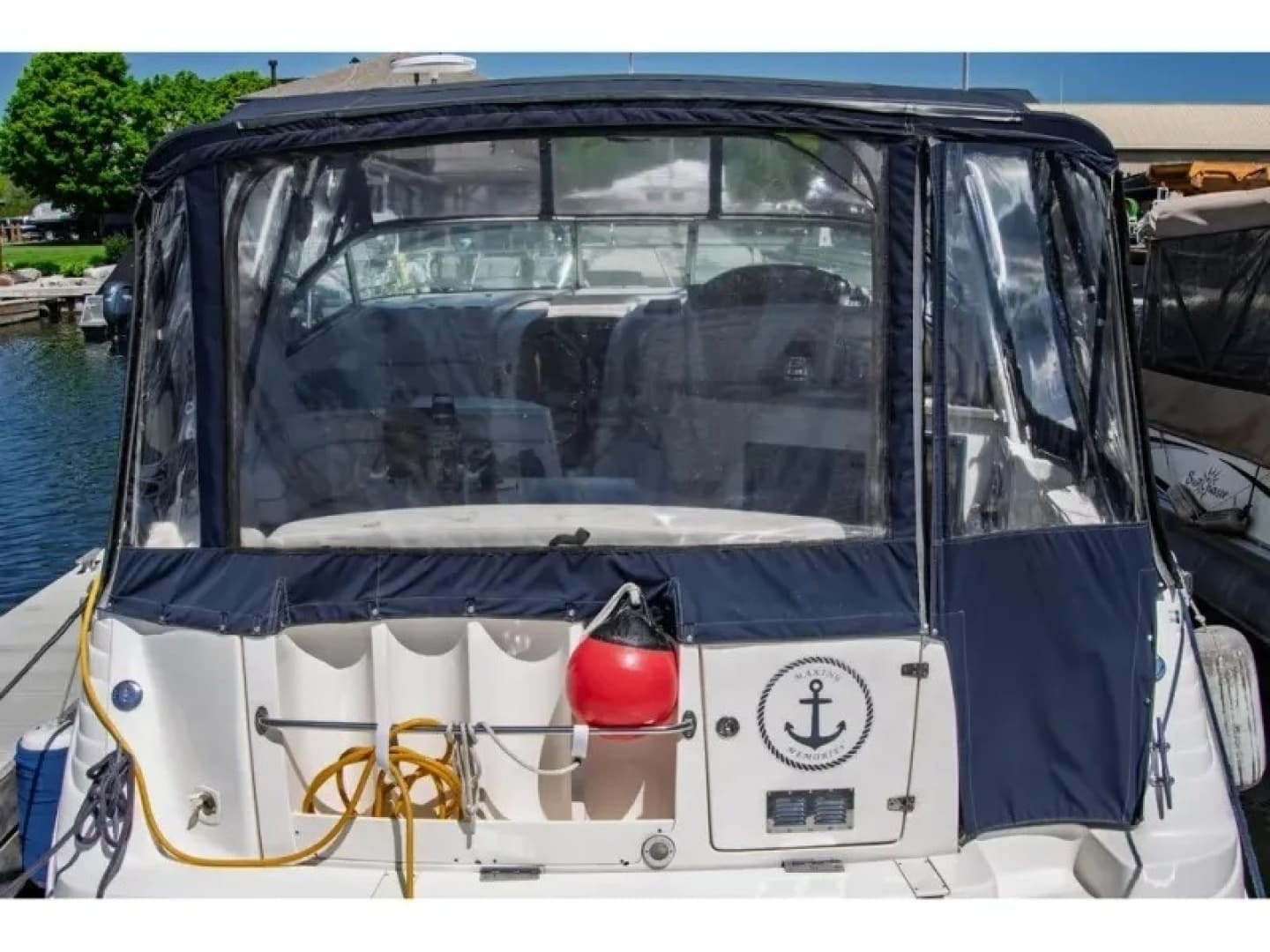 2003 Rinker Fieste Vee 342 - Image 8