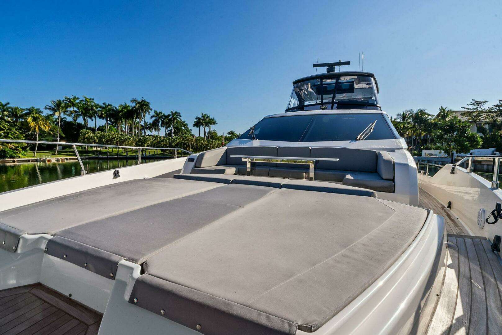 2019 Ferretti Yachts 780 - Image 14