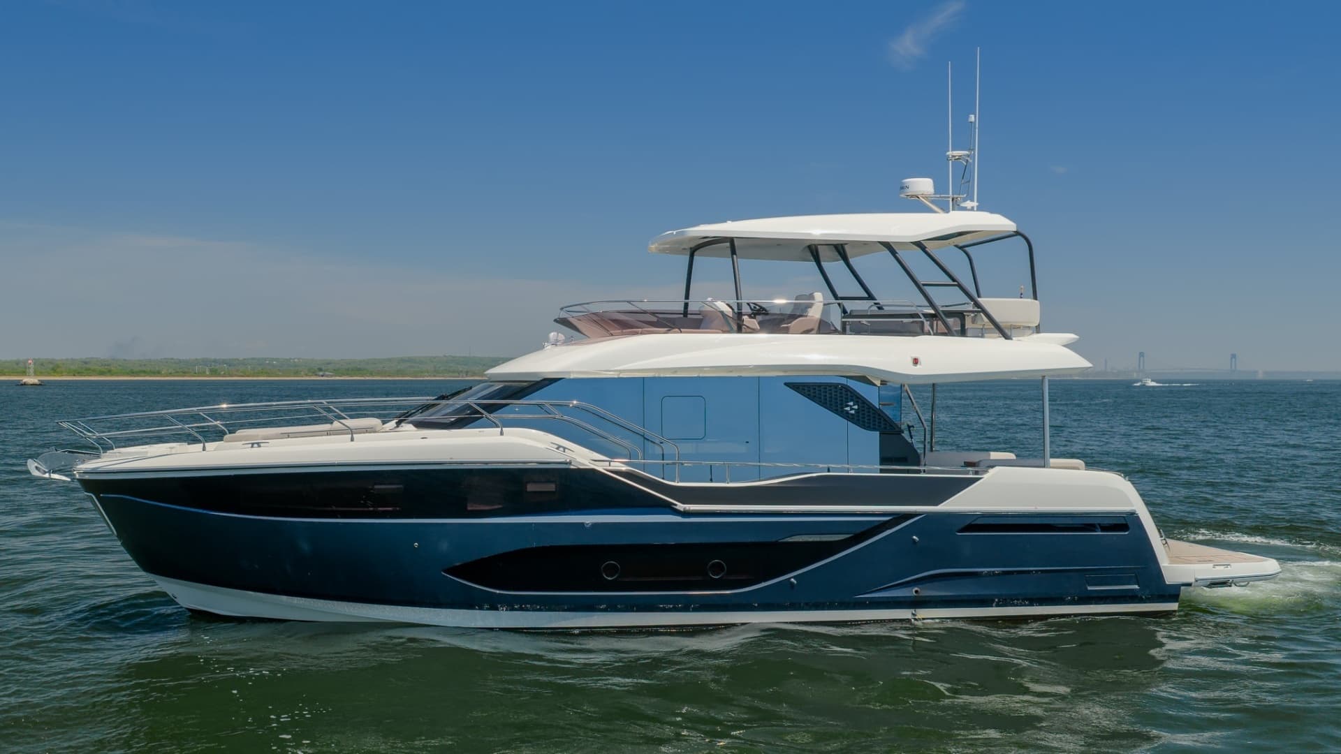 2026 Prestige F5.7 - Image 4