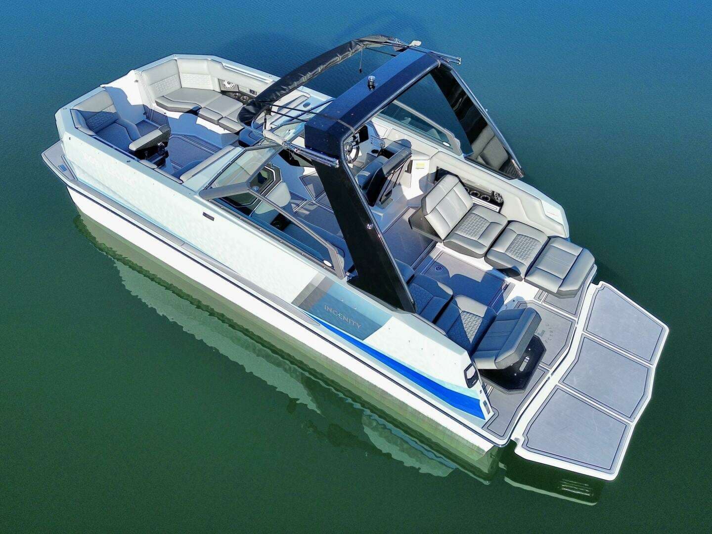 2023 Correct Craft Ingenity 23EL2 Electric Boat - Image 7
