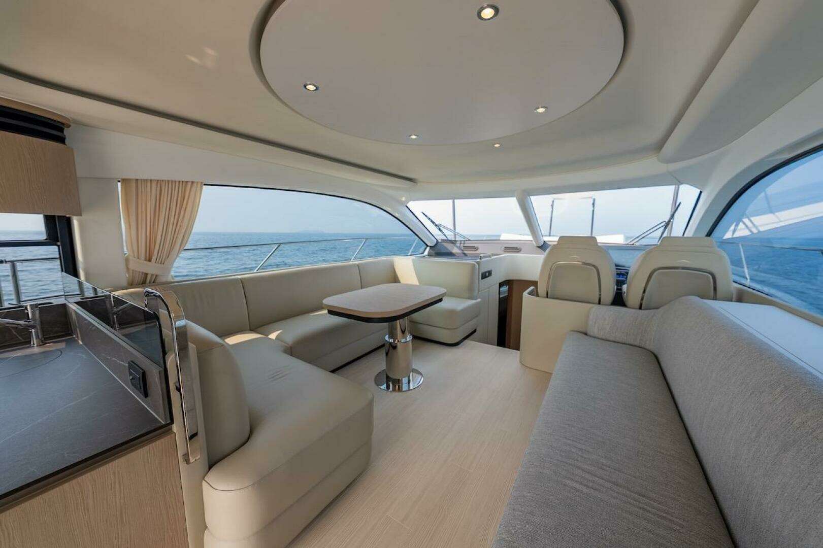 2023 Azimut Fly 53 - Image 21