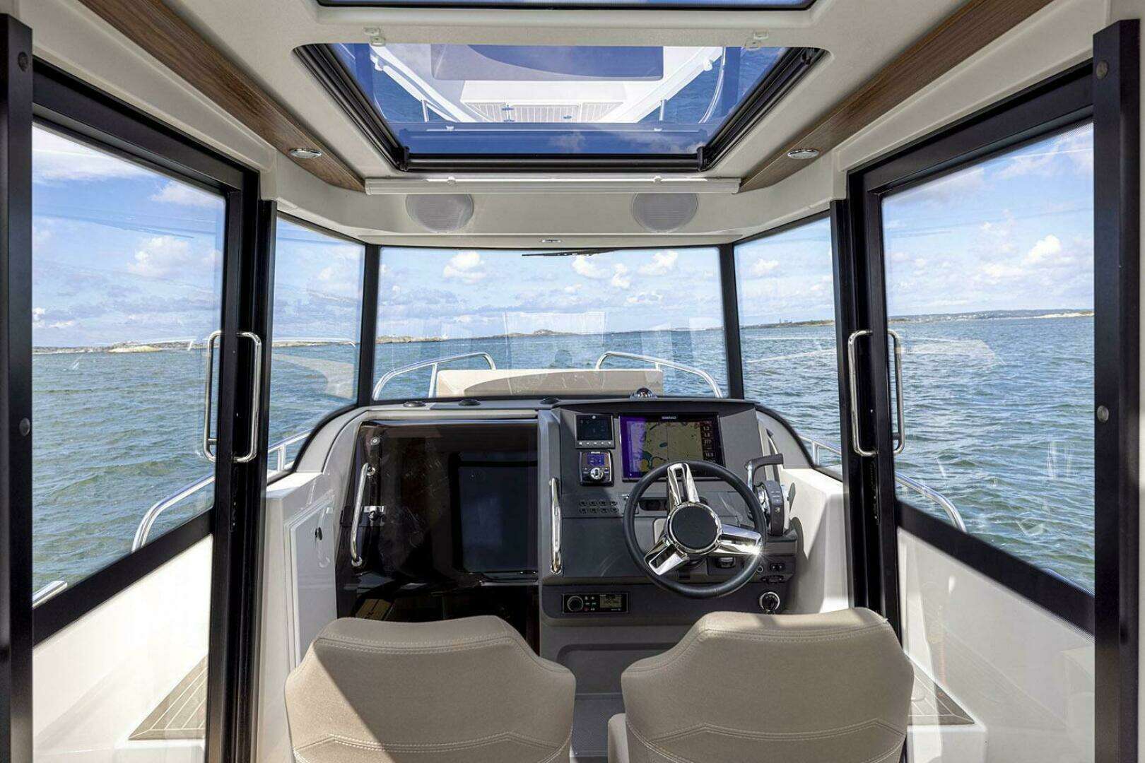 2025 Nimbus Commuter 8 - Image 8