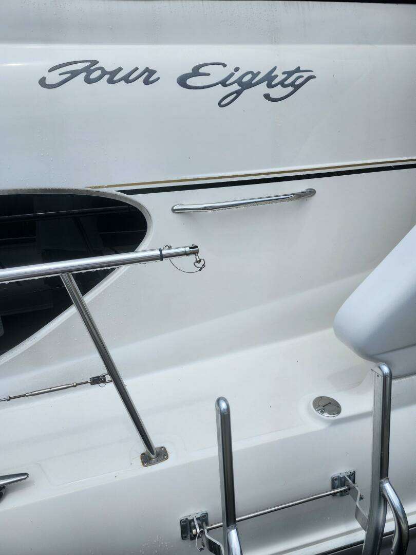 2003 Sea Ray 480 Motor Yacht - Image 3