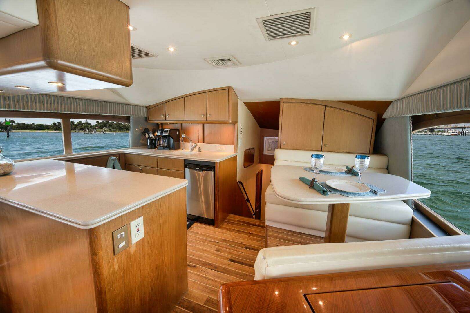 2004 Ocean Yachts 57 Enclosed Bridge Convertible - Image 5