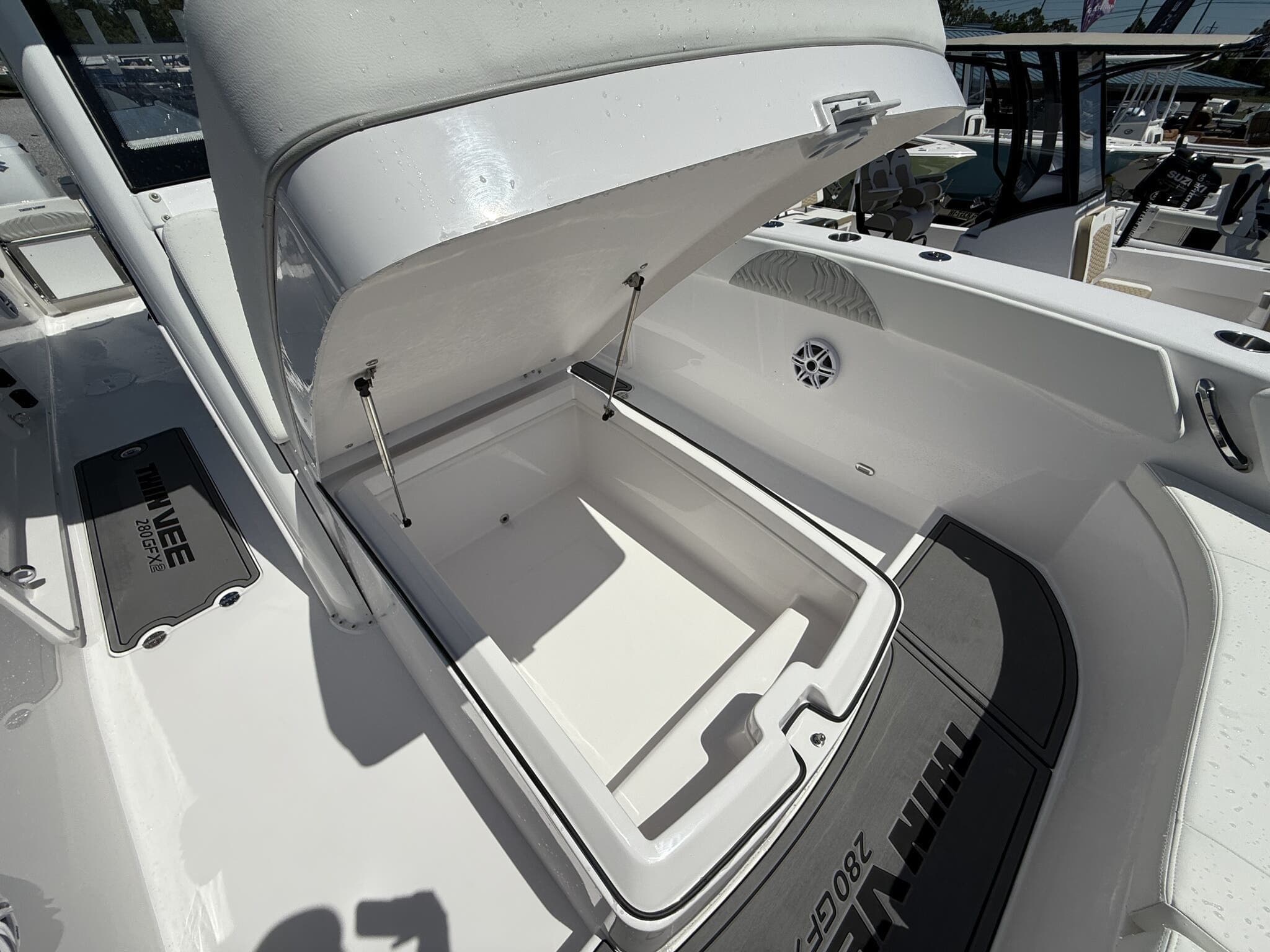 2026 Twin Vee GFX2 280 GFX2 - 5