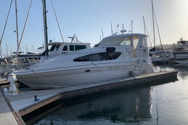 2004 Sea Ray 390 Motor Yacht