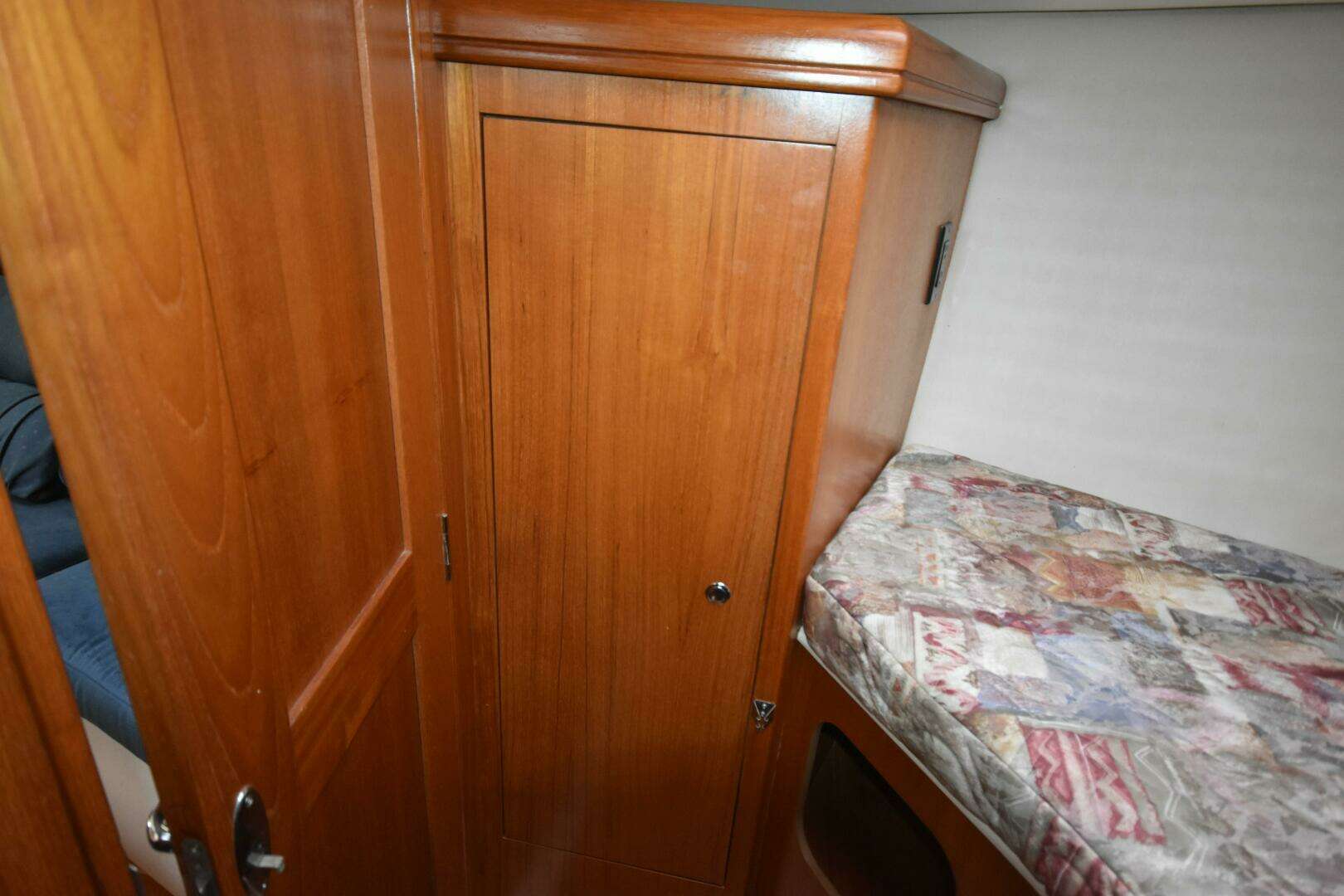 2003 Hunter 386 - Image 38