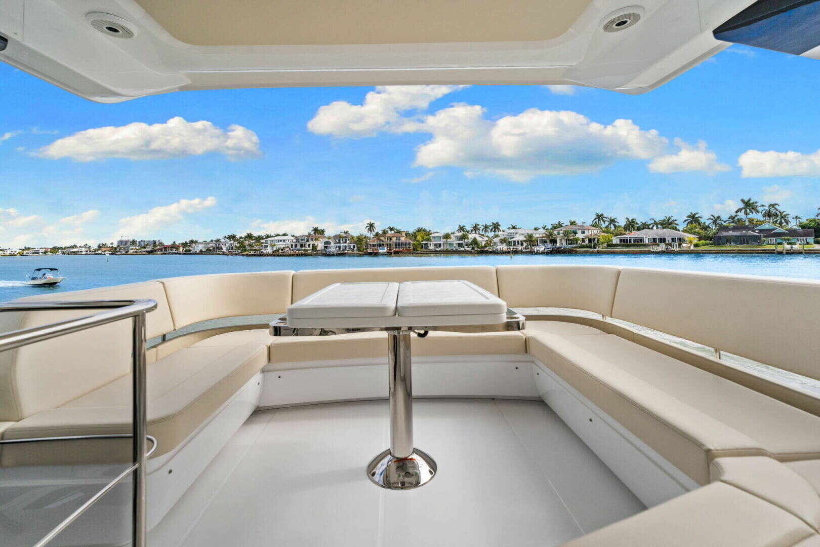 2026 Cruisers Yachts 57 FLY - Image 51