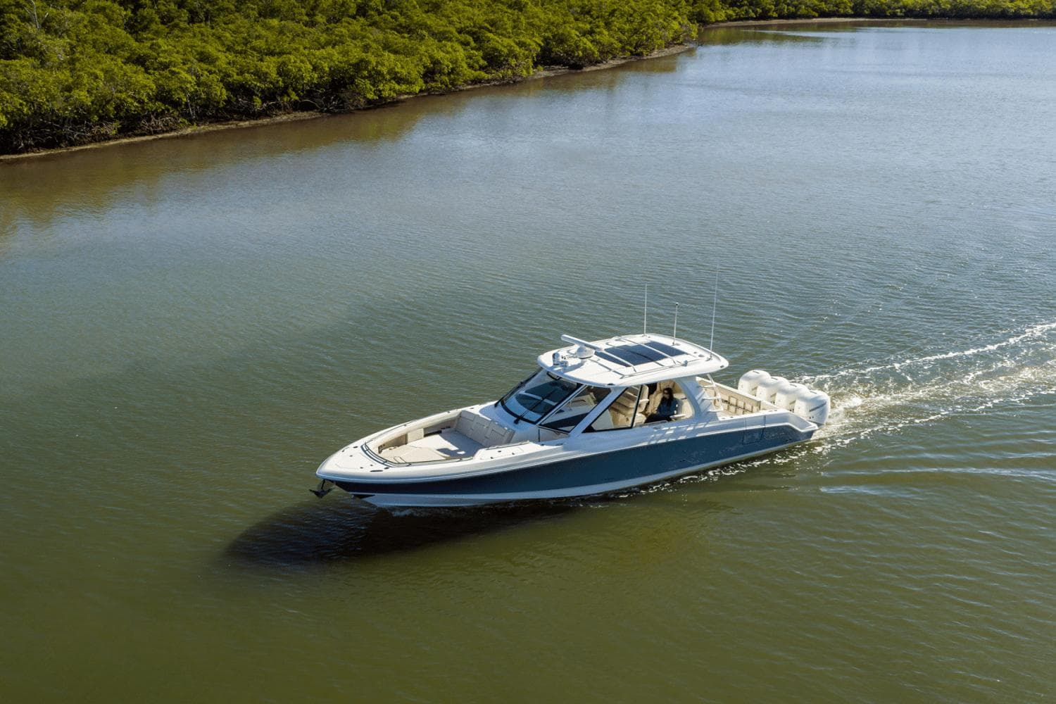 2026 Boston Whaler 380 Realm - 20