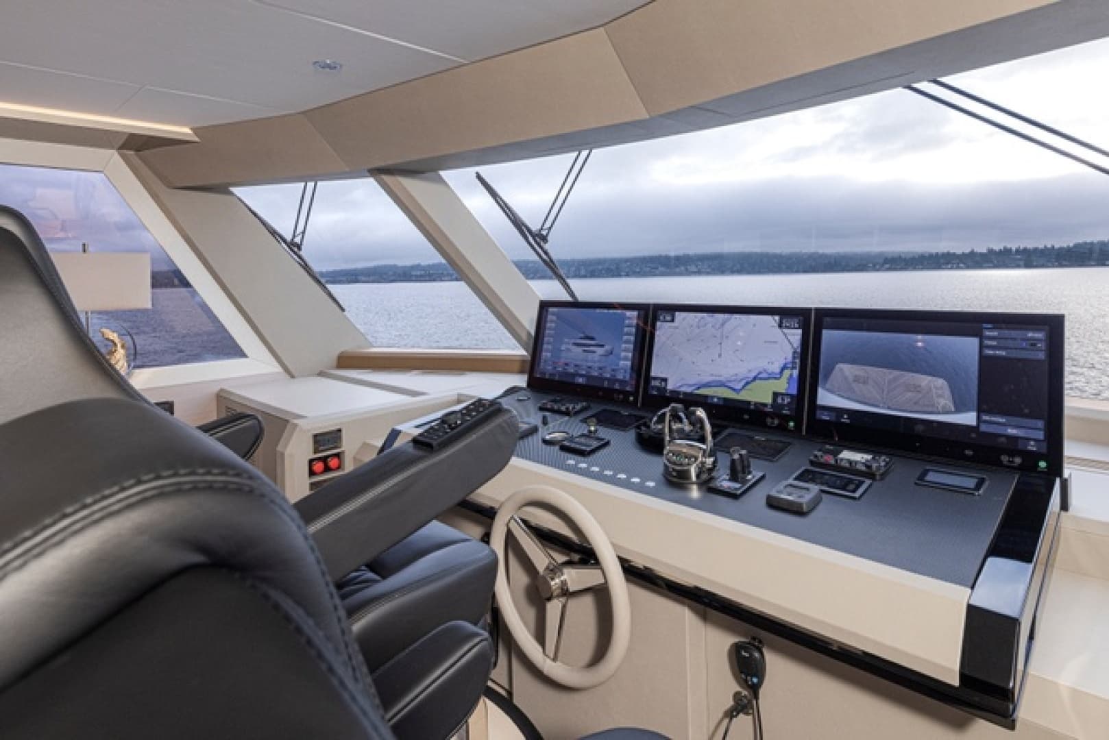 2027 Ocean Alexander 27R - Image 44