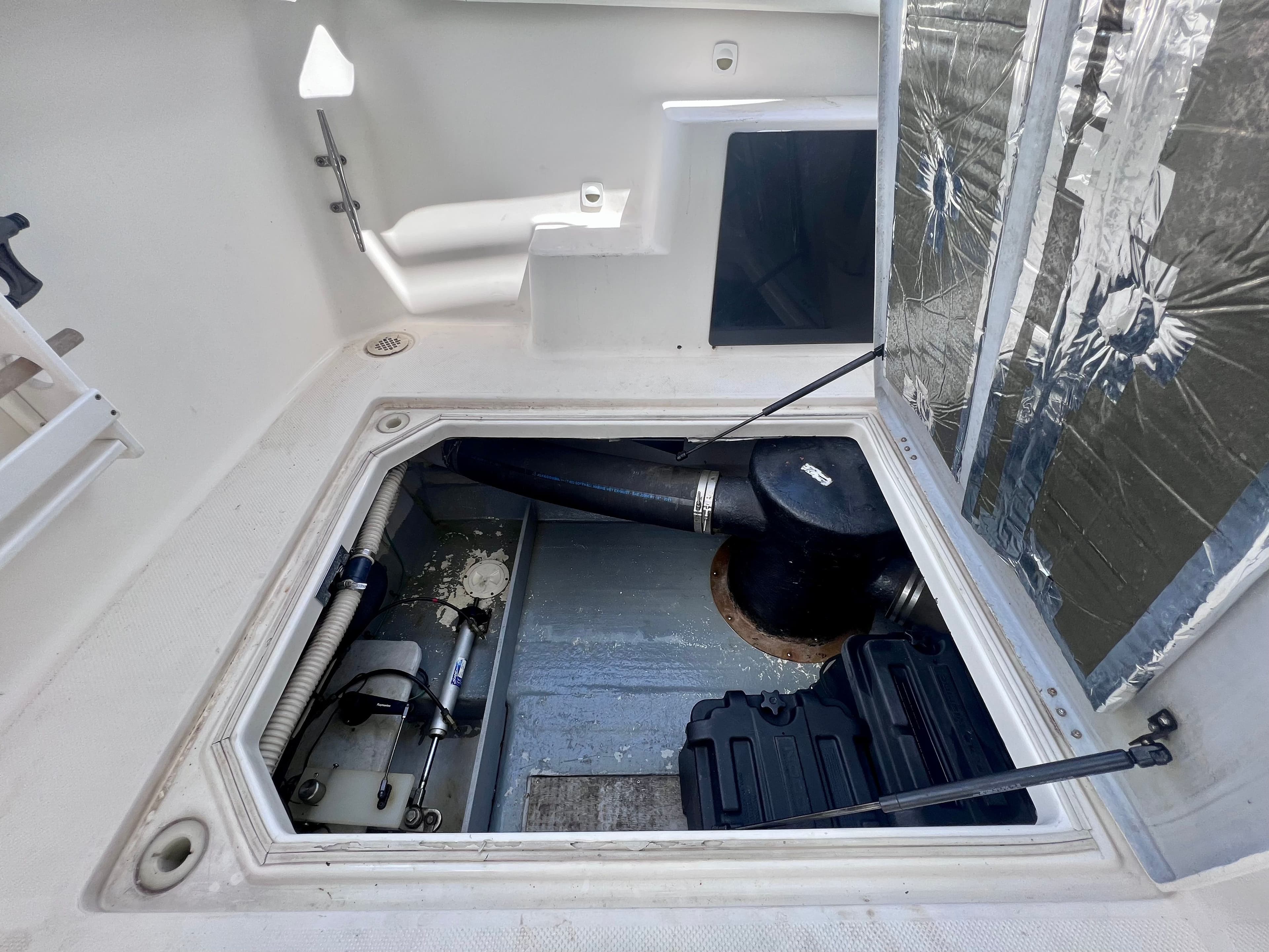 2004 Meridian 490 Pilothouse - 43