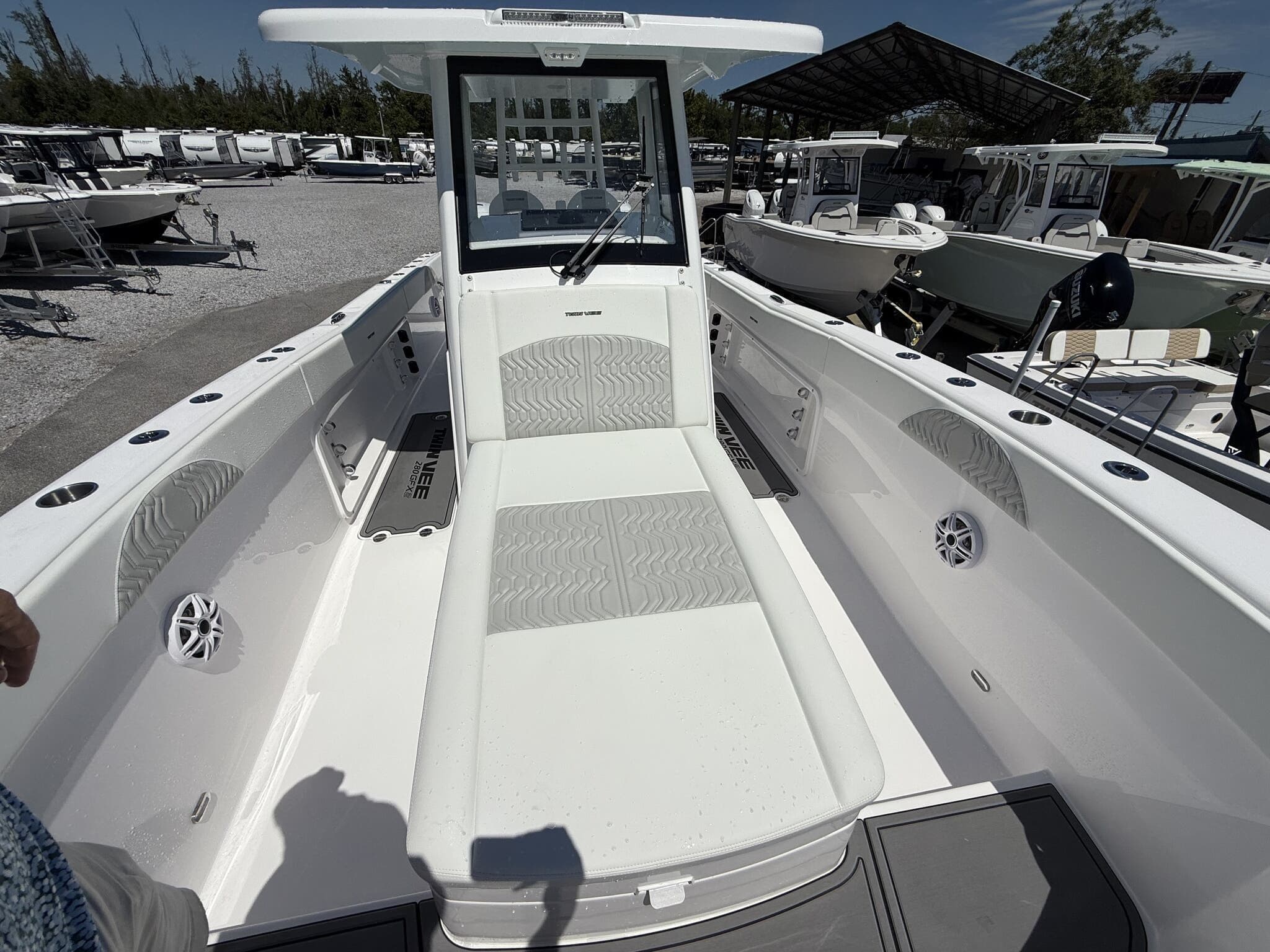 2026 Twin Vee GFX2 280 GFX2 - 10