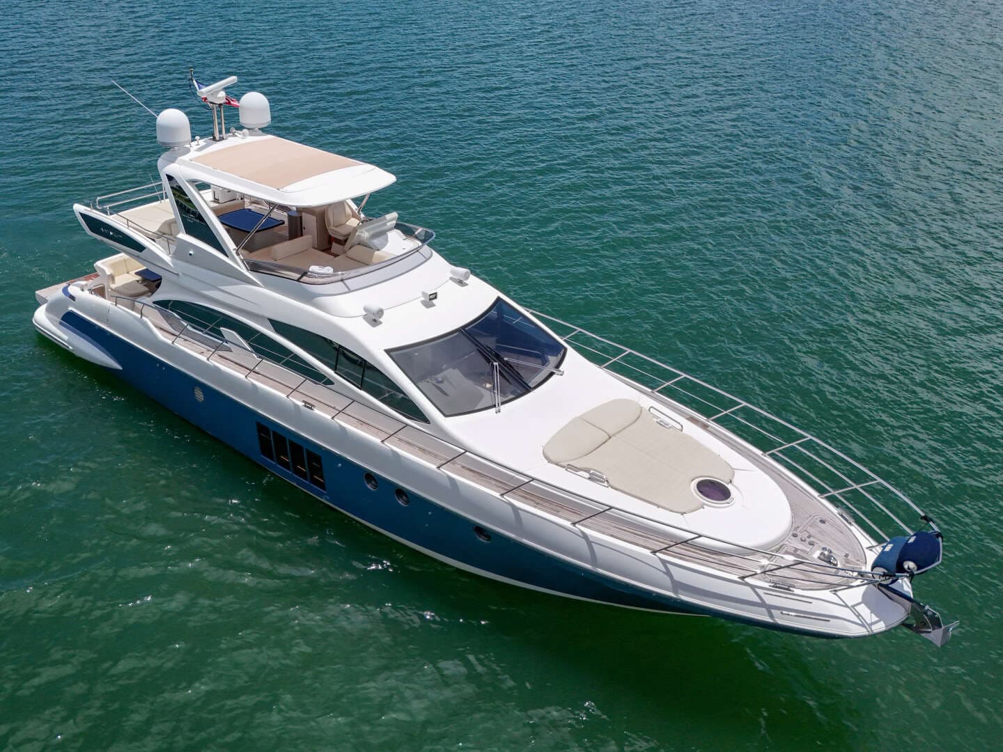 2012 Azimut 64 FLY - Image 11