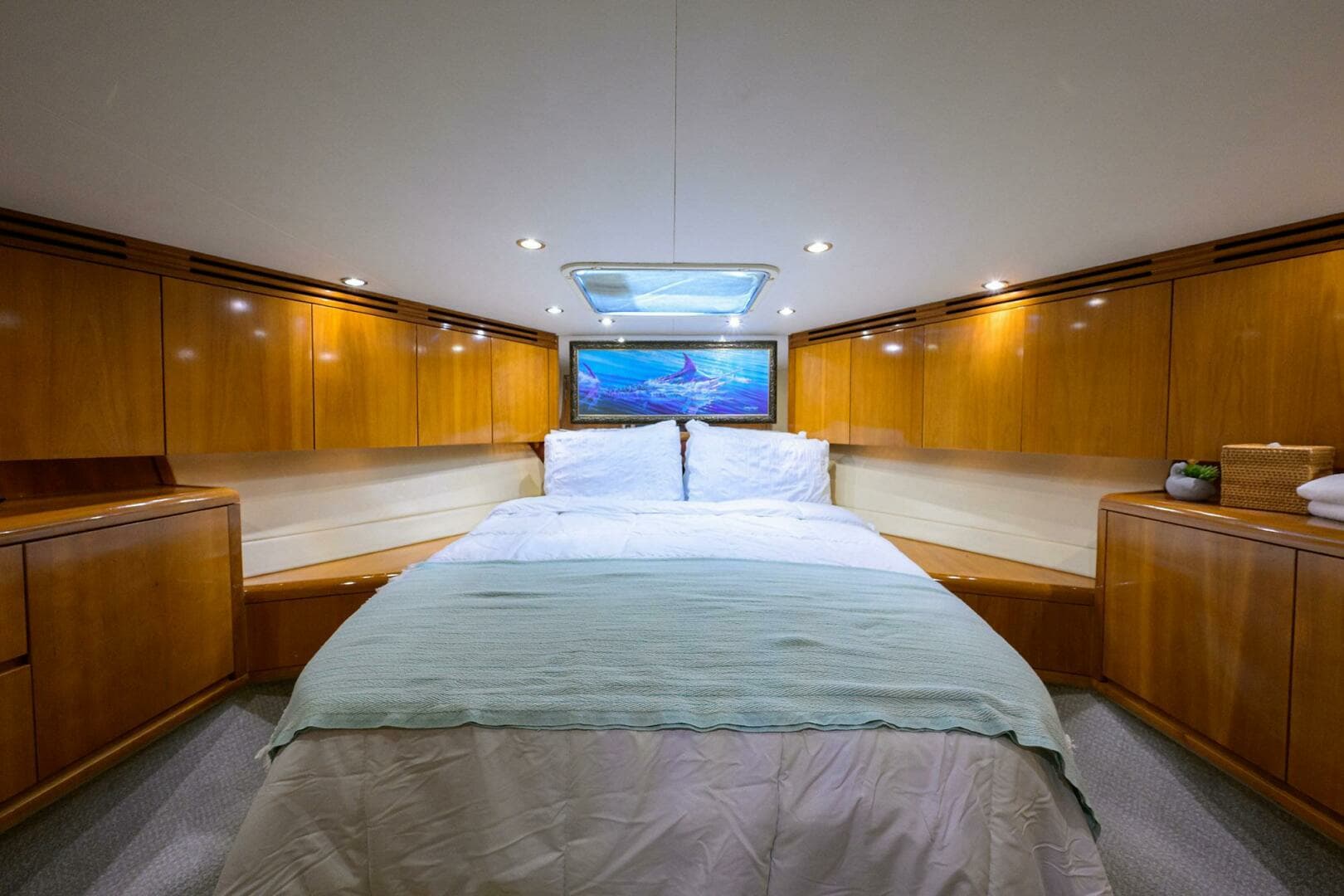 2001 Hatteras Convertible - Image 29