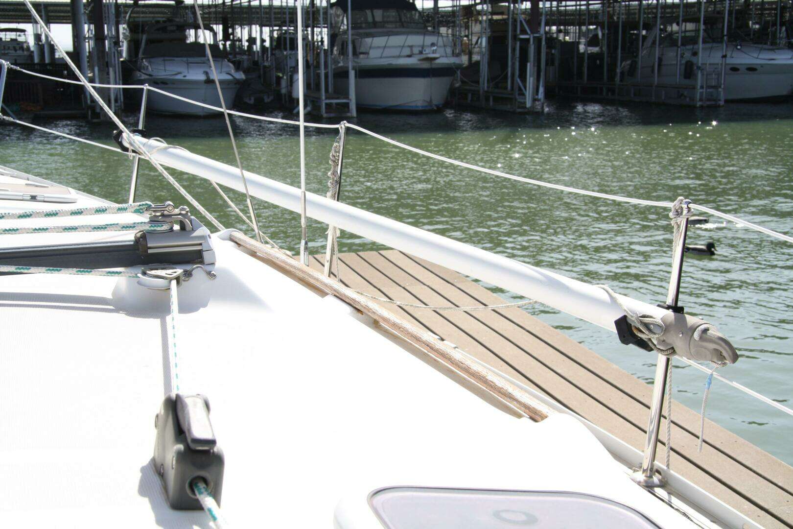 2006 Beneteau — - Image 23
