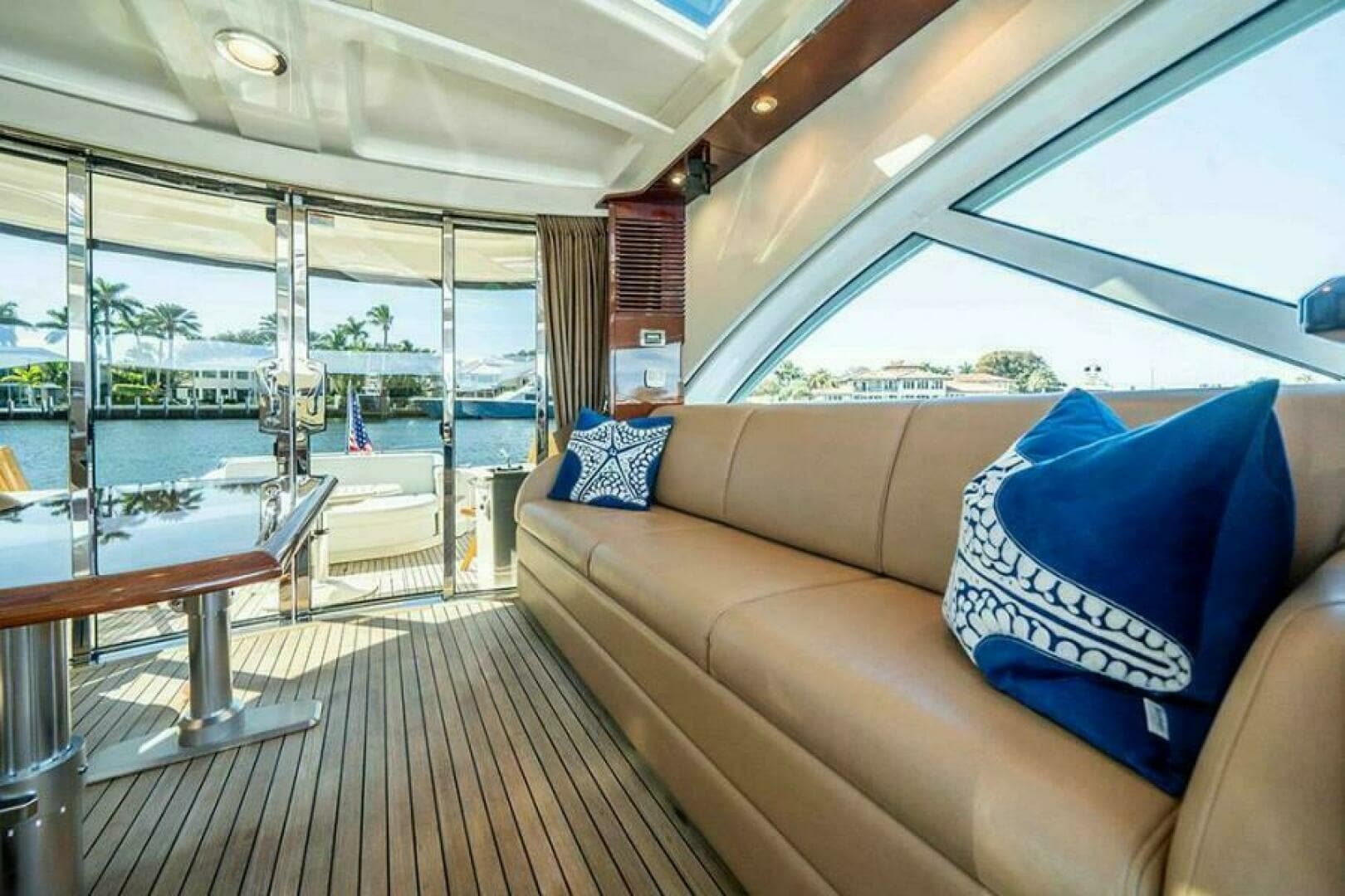 2012 Sea Ray 610 Sundancer - Image 16