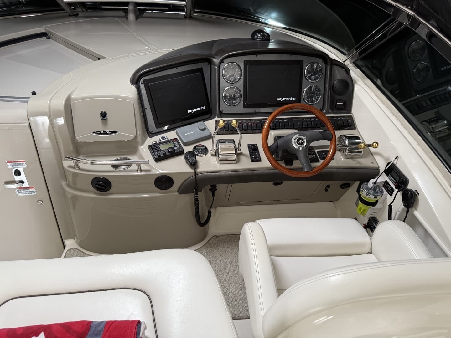2007 Sea Ray 40 Sundancer - Image 5