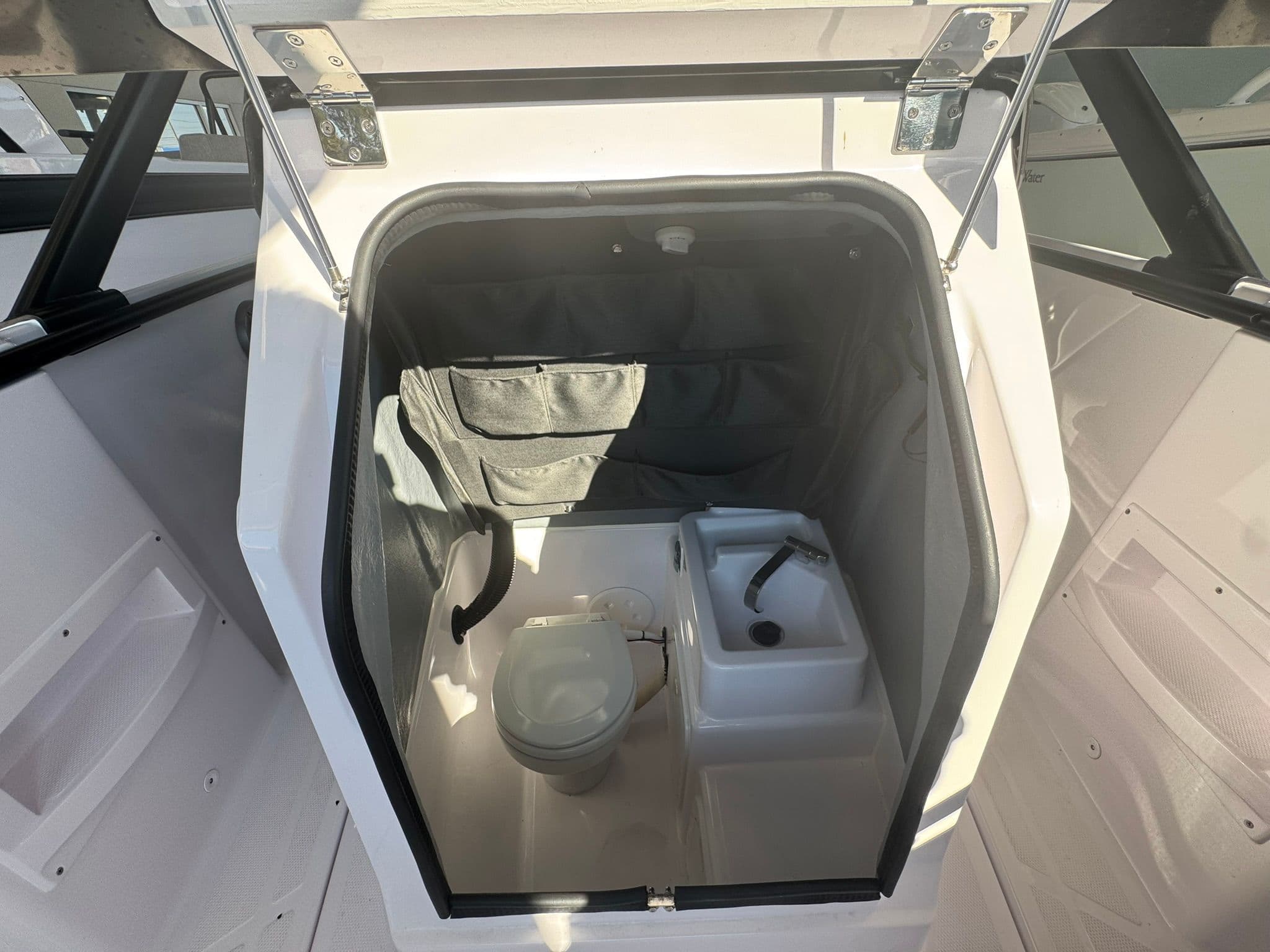 2026 AXOPAR 22 TT - Image 23