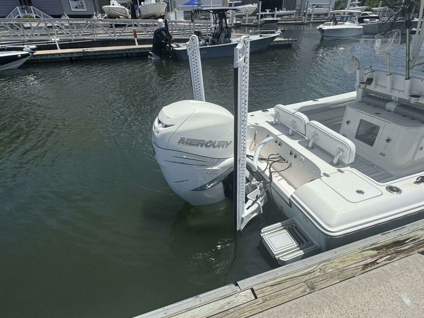 2018 ShearWater 270 Carolina Flare - Image 15
