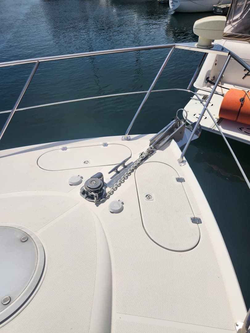 1998 Carver Voyager Pilothouse - Image 8