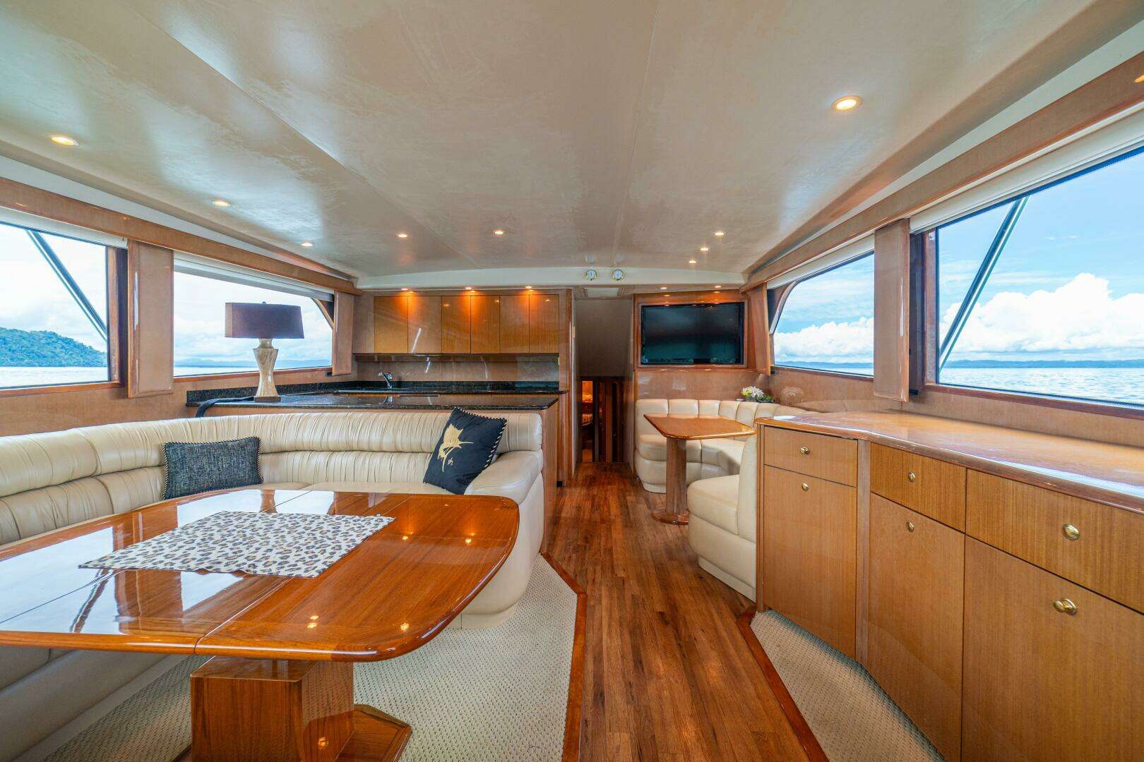 2004 Viking 61 Convertible - Image 22
