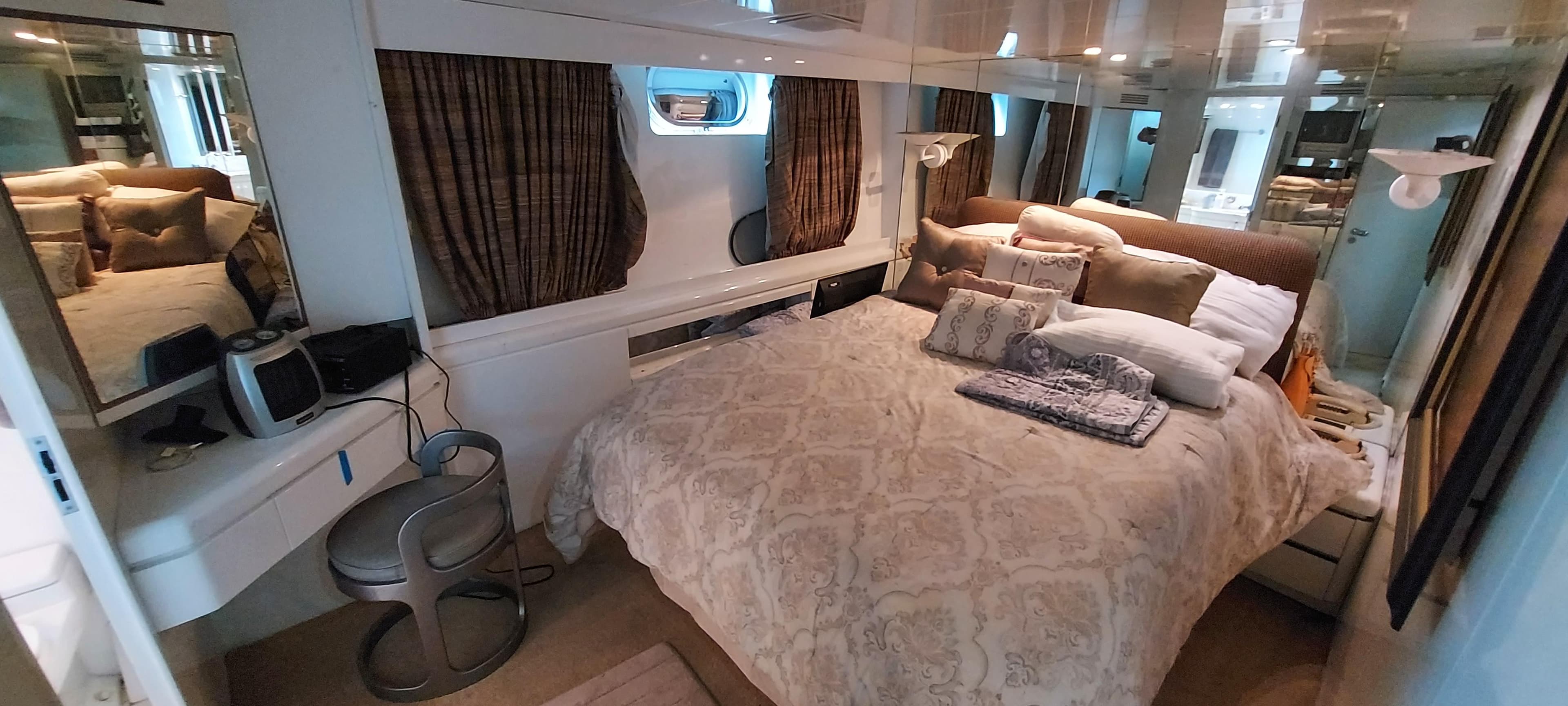 1990 Versilcraft Challenger Motor Yacht - 71