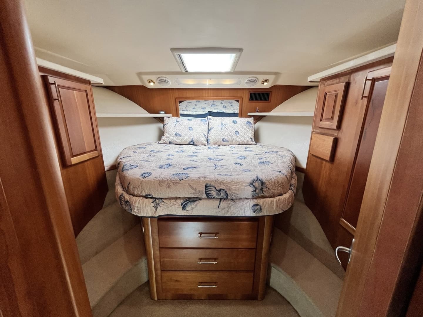 2003 Luhrs 40 Convertible - Image 43
