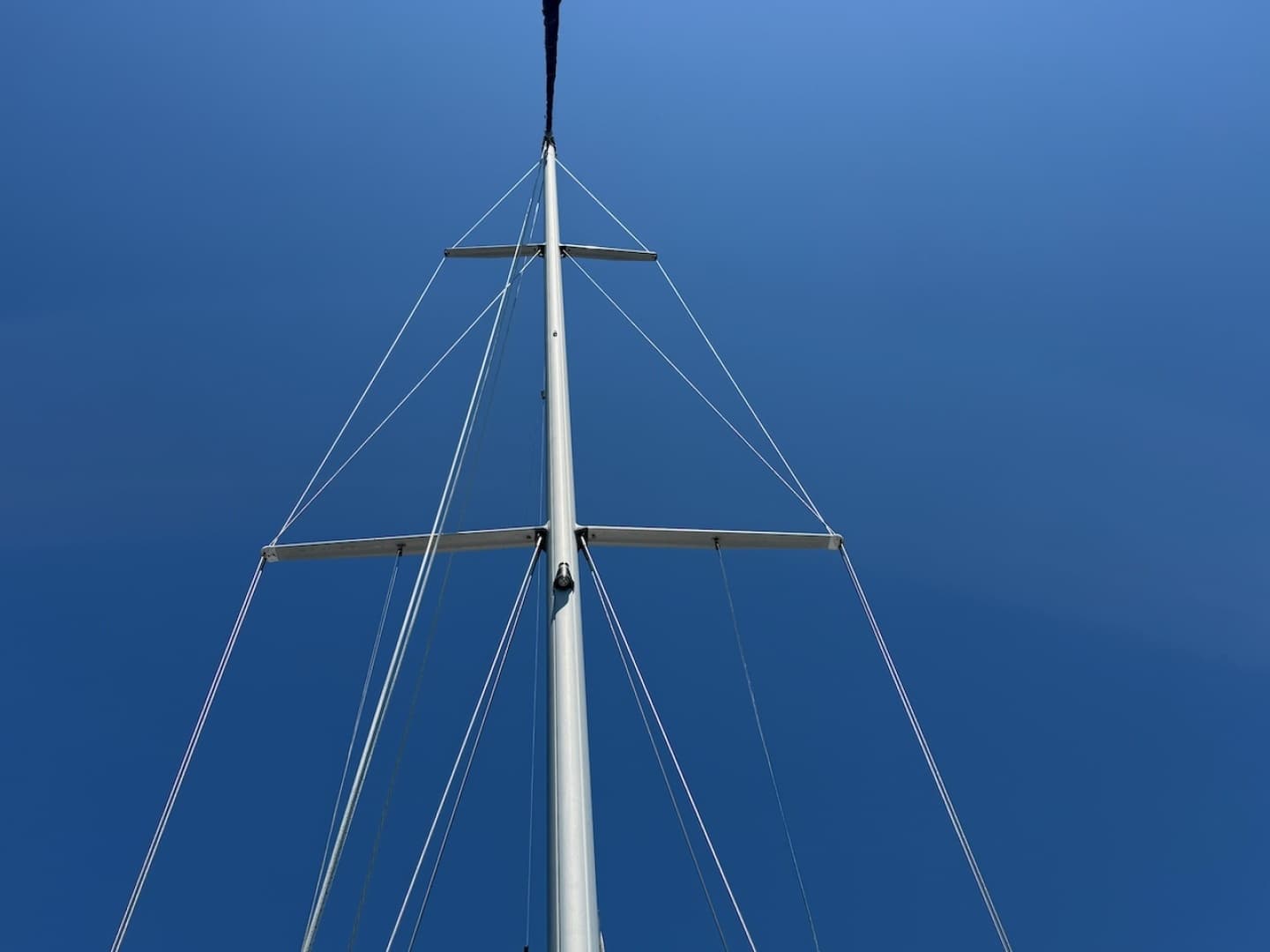 1998 Catalina 380 - Image 19