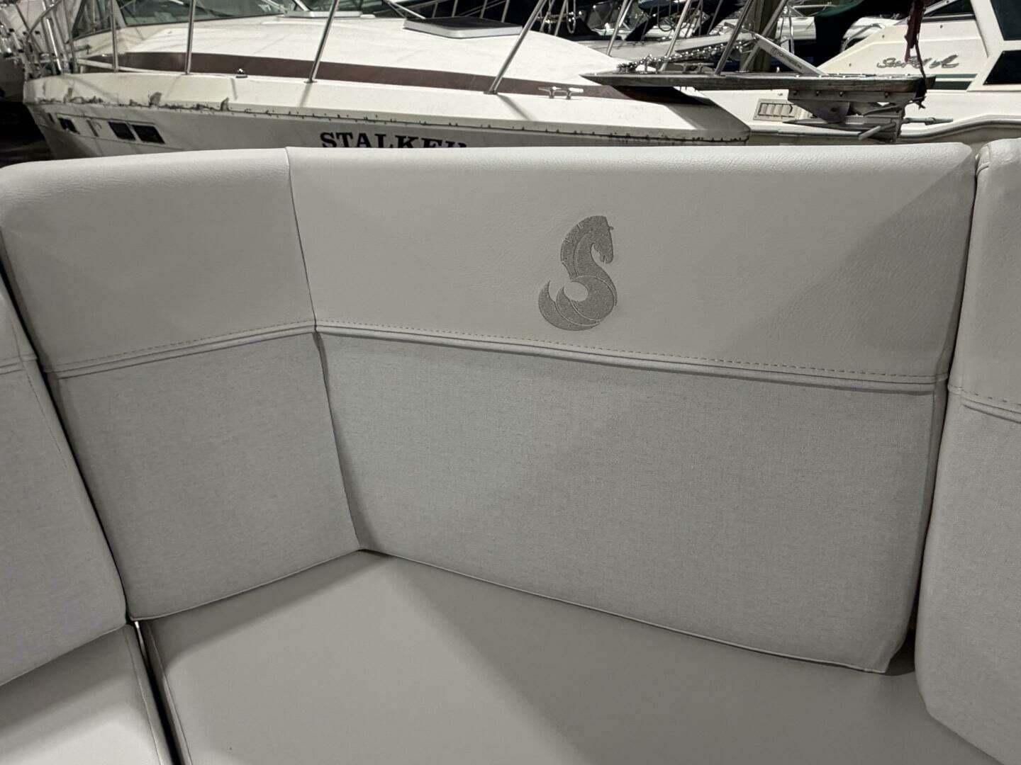 2026 Beneteau Antares 11 - Image 14