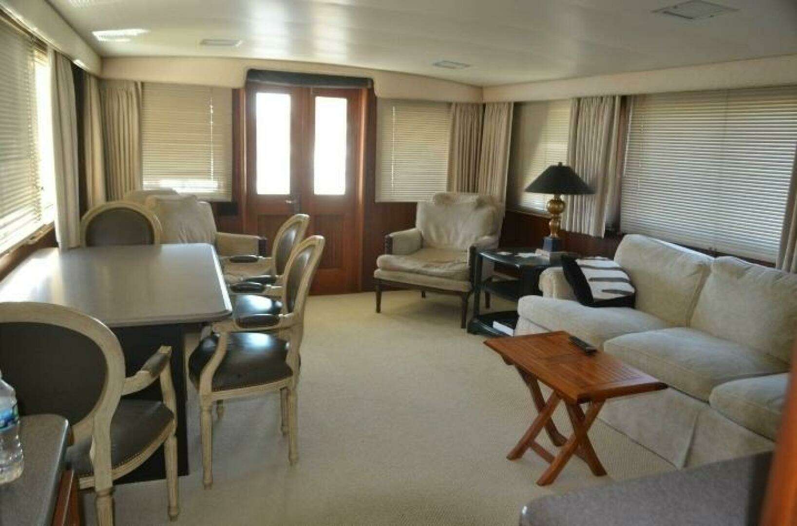 1984 Hatteras 53 Extended Deck Motor Yacht - Image 9